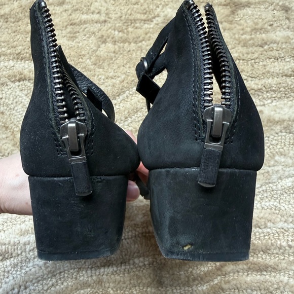 Black Lace-Up Women's Sandals - Picture 5 of 8